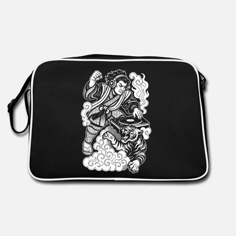 Samurai Shirt: Turntable with Techno & Tiger Retro Bag