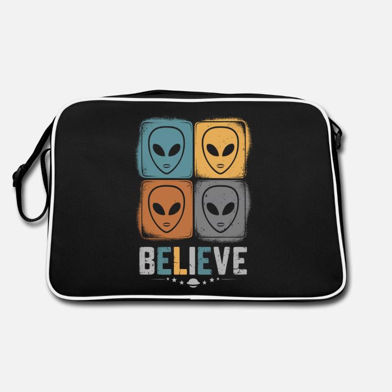 Glaube An Das Unfassbare Weltraum Retro Tasche
