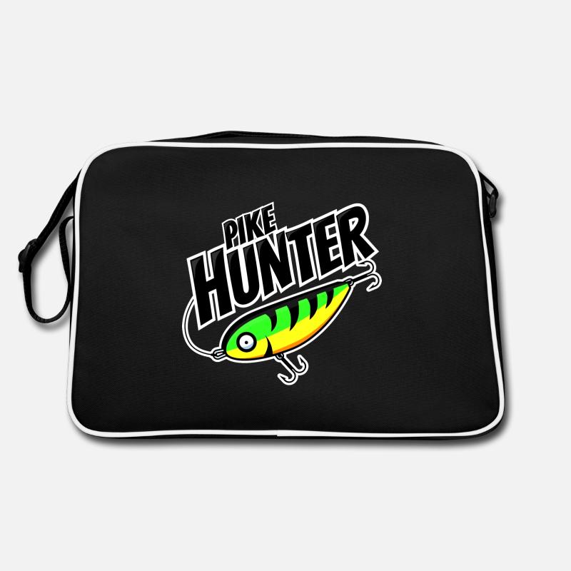 Anglershirt PikeHunter - Hecht Zielfisch - Retro Tasche - Schwarz/Weiß