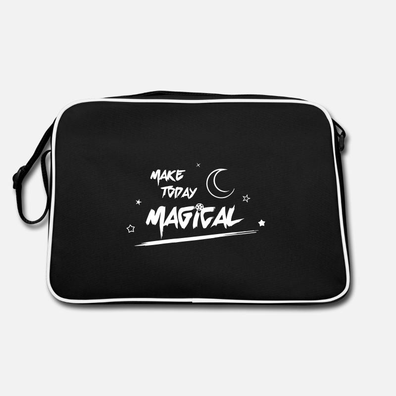 Make today magical Sac Retro