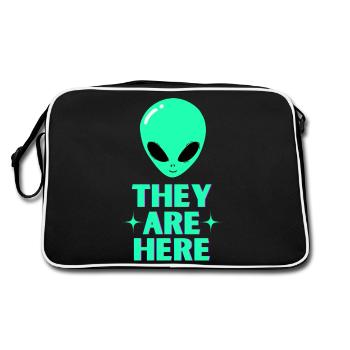 Alien Head They Are Here - Retro Bag - black/white - Back