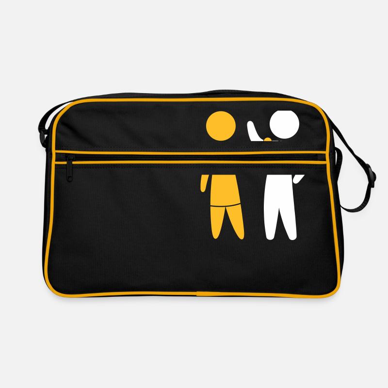 Reporter spricht ins Mikrofon Retro Tasche
