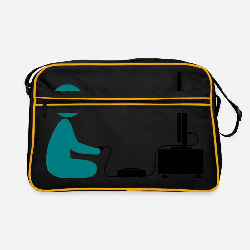 Ein Junge spielt mit seiner Spiele-Konsole Retro Tasche
