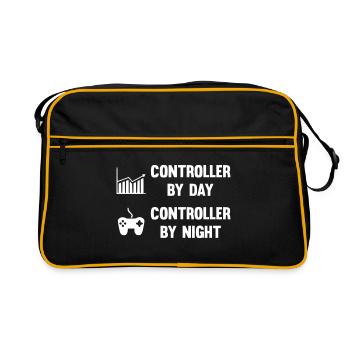Controller by day Controller by night - Retro Bag - black/gold - Front