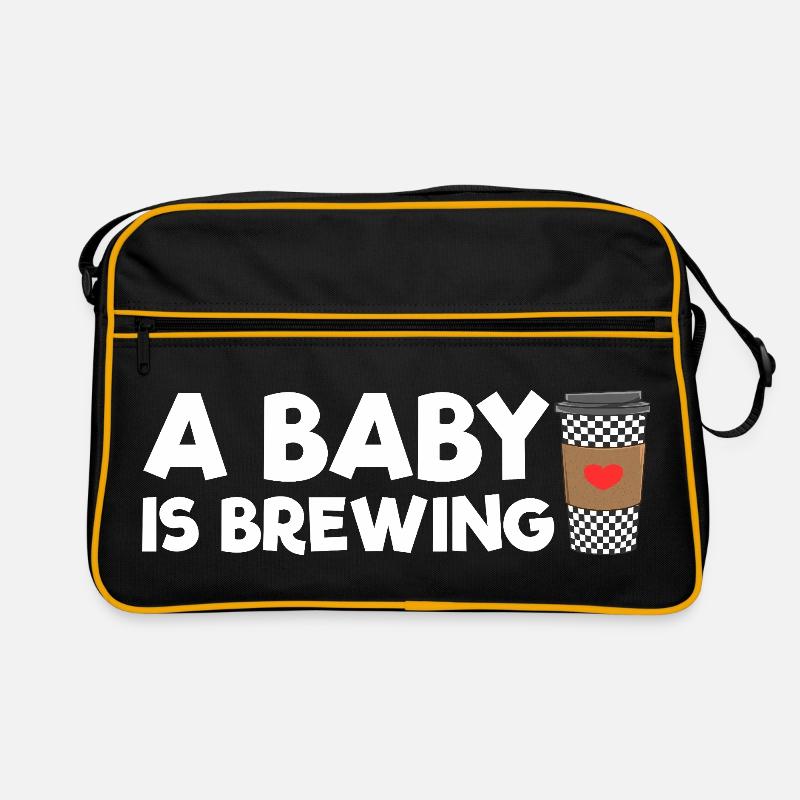Eine werdende Mutter, deren Baby gerade Kaffee brü Retro Tasche