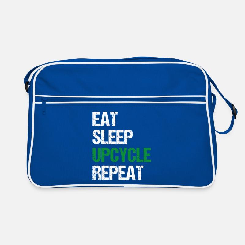 Upcycle Repeat Retro Tasche