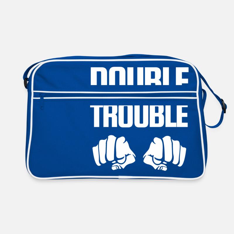 Conception de lettrage "Double Trouble" poings Sac Retro