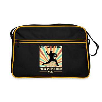 Einer Von Uns Beiden Spielt Besser Baseball - Retro Tasche - Schwarz/Gold - Vorne