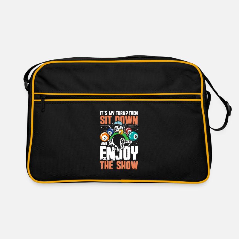 C’est à mon tour de m’asseoir et de profiter du spectacle Sac Retro