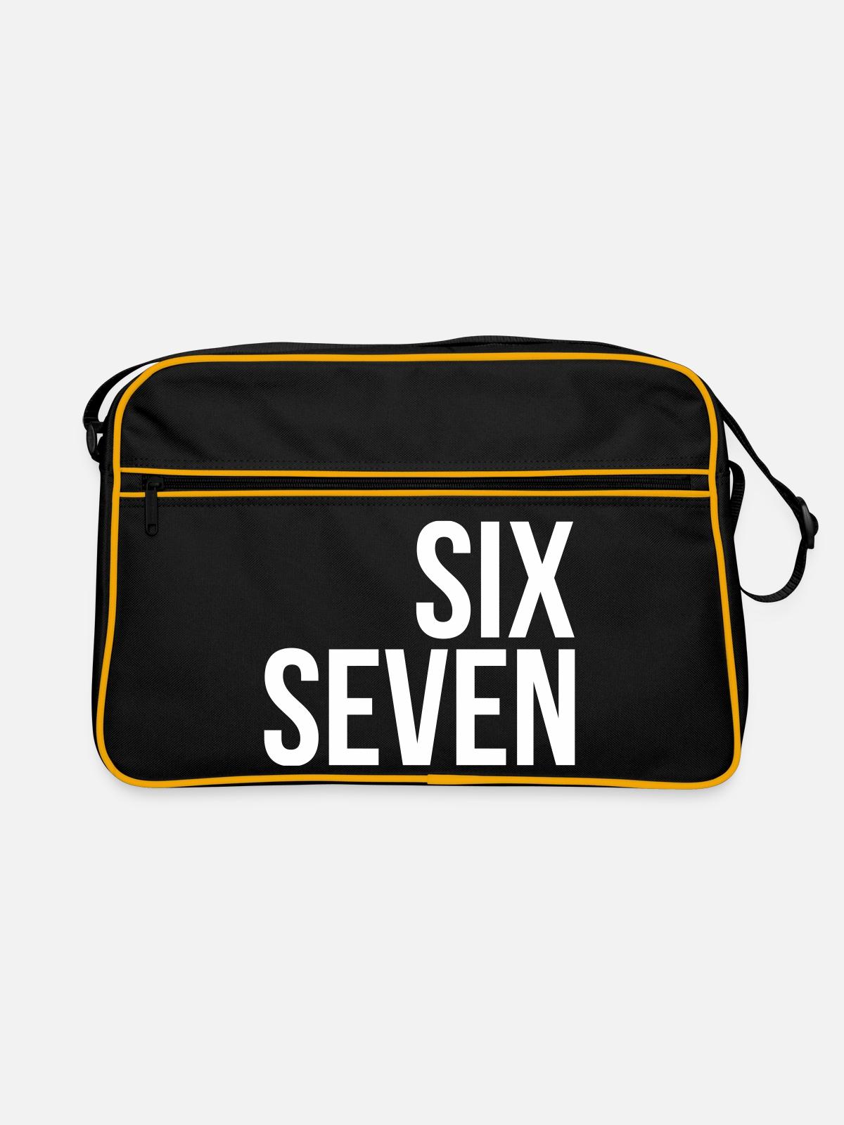 67 "six seven" text - Retro Bag - black/gold - Front