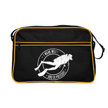Emblème du plongeur en plongée profonde - Sac Retro - noir/or - Devant