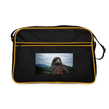 Golden eagle on mountainous landscape - Retro Bag - black/gold - Front