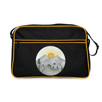 Mountain idyll at sunset in spring - Retro Bag - black/gold - Front