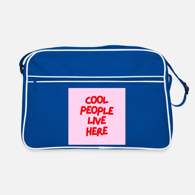 Minimalist COOL PEOPLE LIVE HERE Graphic Tee Desgn Sac Retro