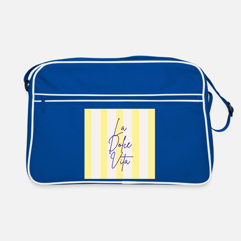 Minimalist LA DOLCE VITA Graphic Tee Design Sac Retro