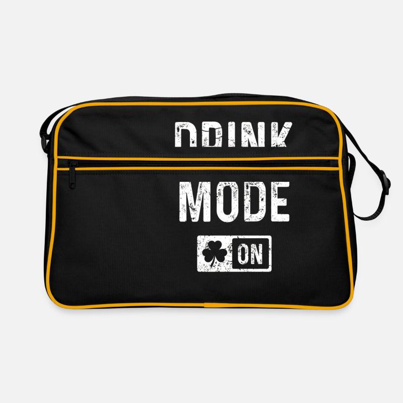Drink Mode St. Patricks Day T Shirt Geschenk Retro Tasche