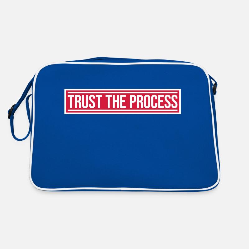 trust the process Zitat Retro Tasche