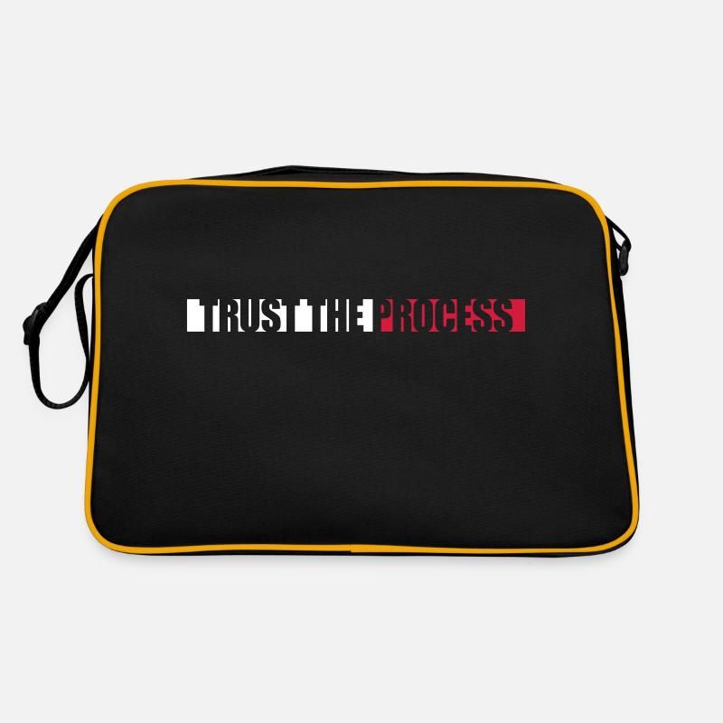 trust the process Zitat Retro Tasche