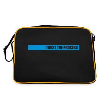 trust the process Quote - Retro Bag - black/gold - Back