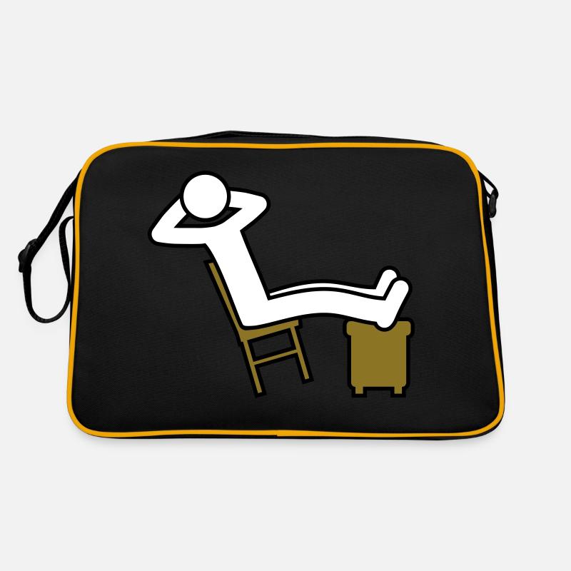 Man rests Retro Bag