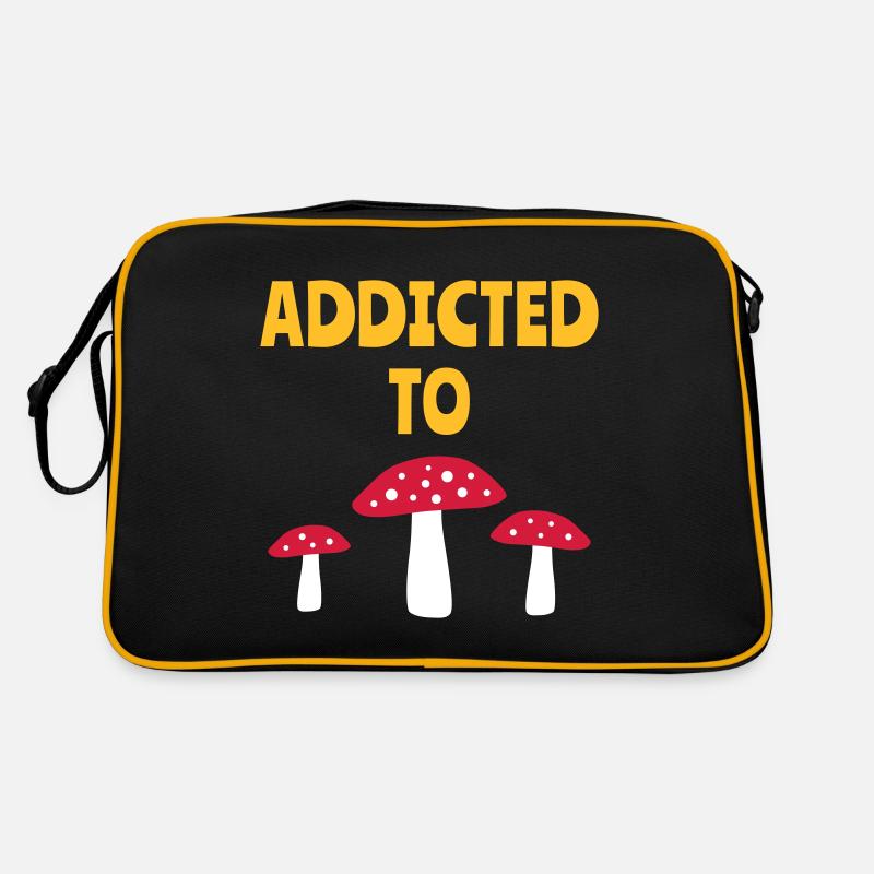 Addicted to fly agarics (three fly agarics) Retro Bag