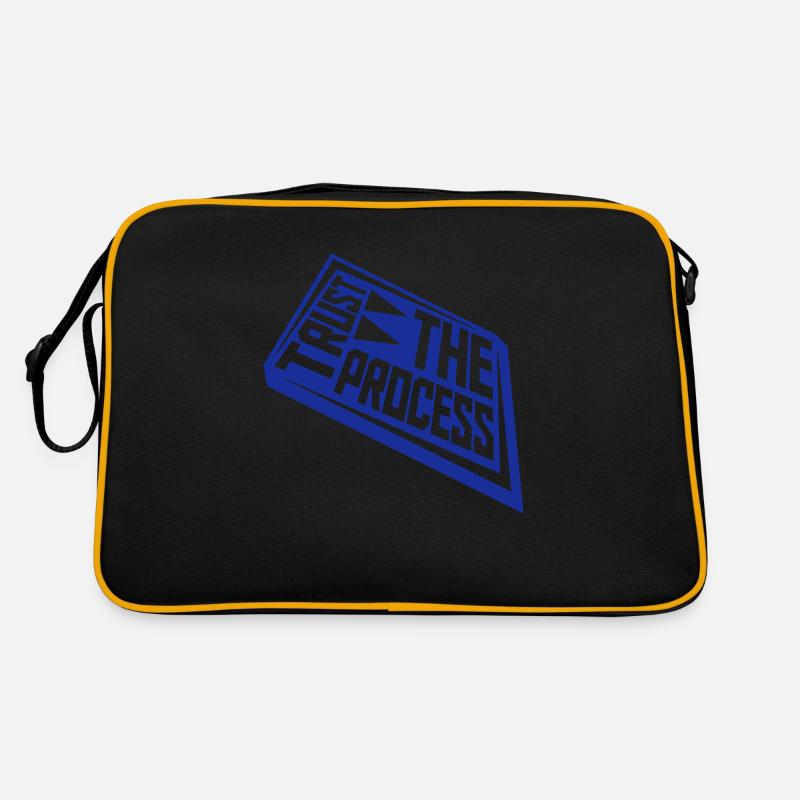 trust the process Zitat Retro Tasche