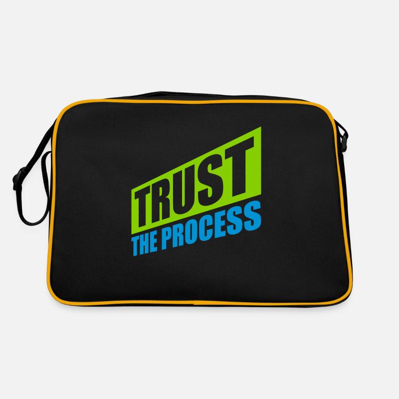 trust the process Zitat Retro Tasche