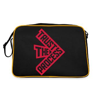 trust the process Quote - Retro Bag - black/gold - Back