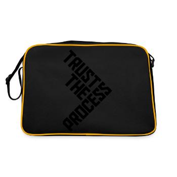 trust the process Quote - Retro Bag - black/gold - Back