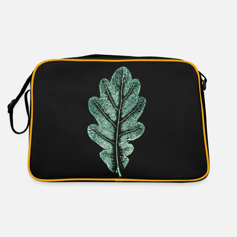Oak Leaf - Light Natural Green - Leaf/ Oak/ Tree Retro Bag