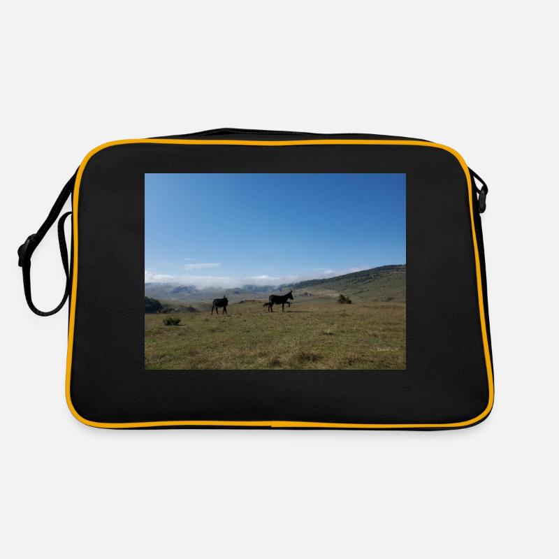Esel, Berge, Wiesen - Retro Tasche - Schwarz/Gold