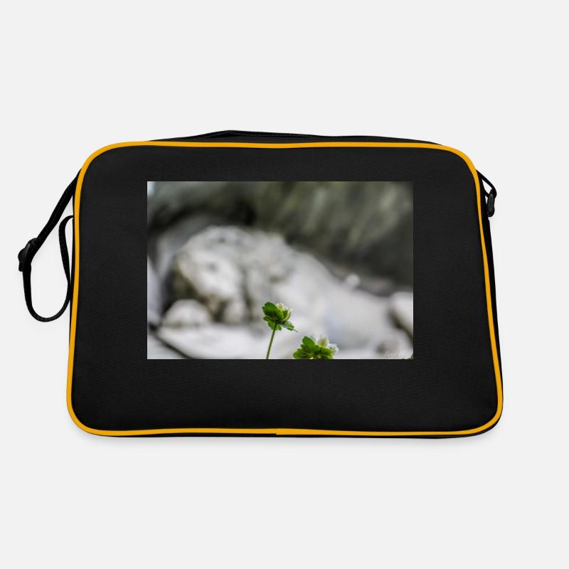 Lion Monument Retro Bag