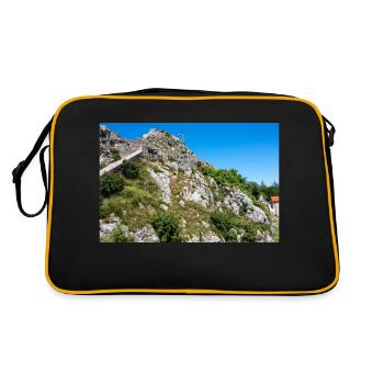 Knin Fortress (Kninska tvrđava) Croatia - Retro Bag - black/gold - Back