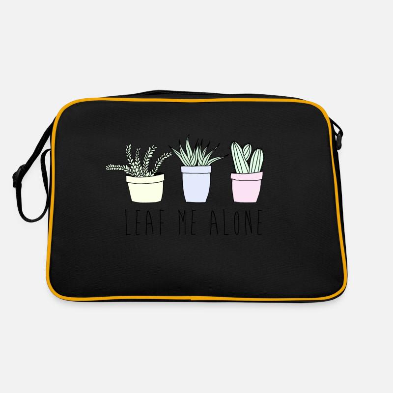 Leaf me alone Retro Bag