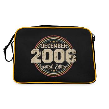 Les Légendes Sont Nées En Décembre 2006 - 2006 - Sac Retro - noir/or - Dos
