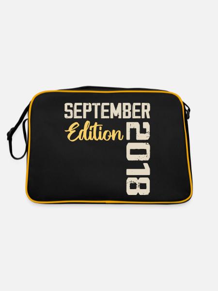 September 2018 - 6th Anniversary September 2018 - Retro Bag - black/gold - Back