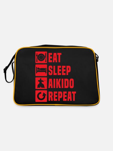 Aikido Fighter Eat Sleep Aikido Repeat Boy Male - Retro Bag - black/gold - Back