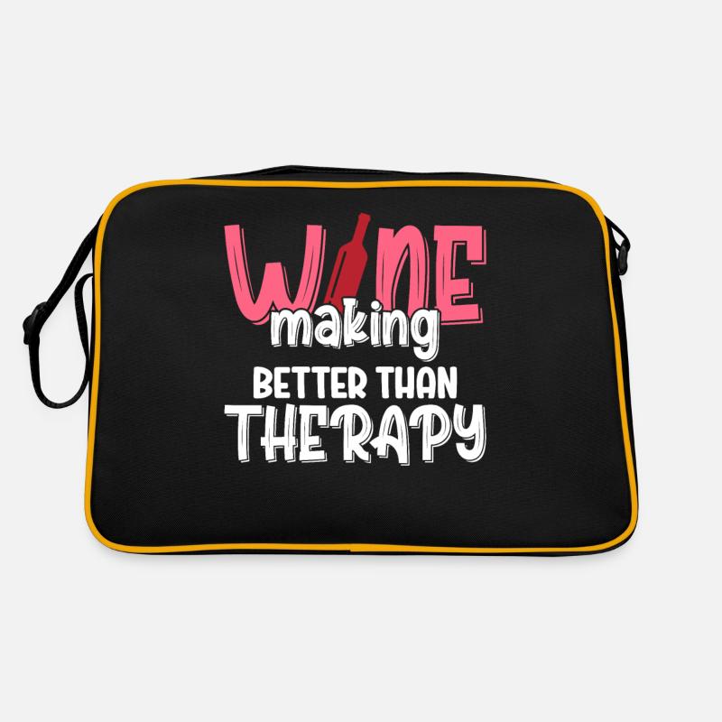 Wine Making Better Than Therapy Retro Tasche
