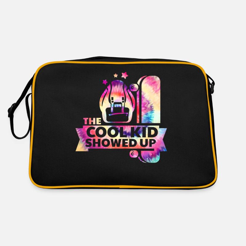 Das coole Kind tauchte wieder in der Schule auf Retro Tasche