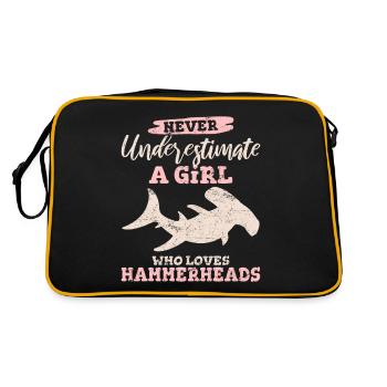 Ne sous-estimez jamais une fille qui aime Hammerheads S - Sac Retro - noir/or - Dos