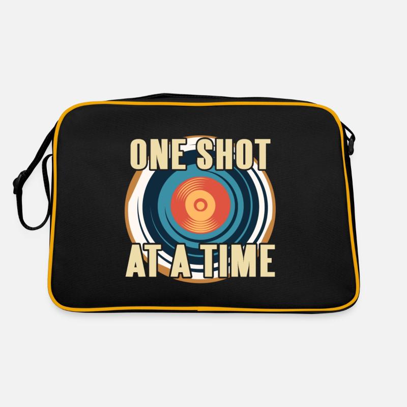 One Shot At A Time Awesome Archery T-Shirt Present Retro Tasche