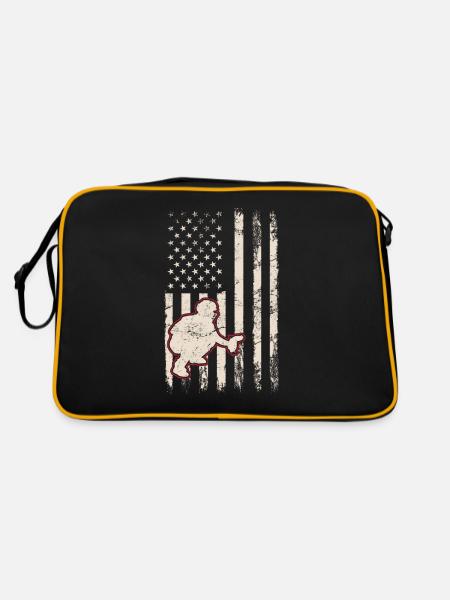 Baseball Catcher USA Flag Patriotic American Flag - Retro Bag - black/gold - Back