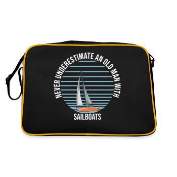 Never Underestimate An Old Man With Sailboats - Retro Tasche - Schwarz/Gold - Hinten