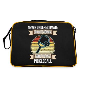 Old Woman Who Plays Pickleball - Retro Tasche - Schwarz/Gold - Hinten