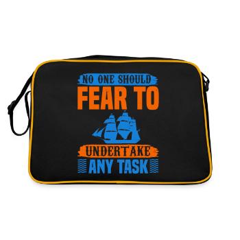 NO ONE SHOULD FEAR TO UNDERTAKE ANY TASK - Retro Bag - black/gold - Back