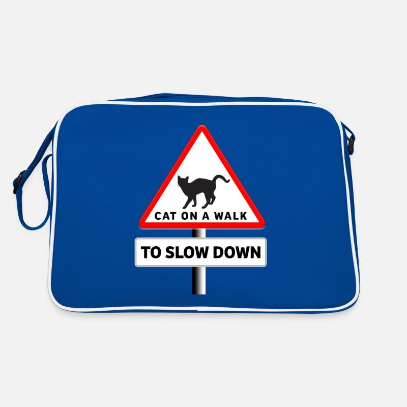 Meditative Cat Slow Down with our Chat Baladé Retro Bag