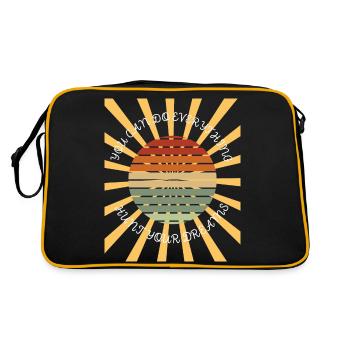 Chasing the Dream Motivational Design - Retro Bag - black/gold - Back