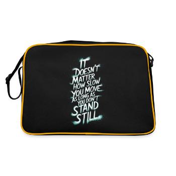 Es spielt keine Rolle, wie langsam du dich bewegst, solange du - Retro Tasche - Schwarz/Gold - Hinten