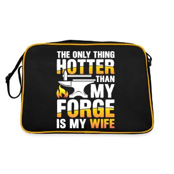 The Only Thing Hotter Than My Forge Is My Wife - Retro Tasche - Schwarz/Gold - Hinten