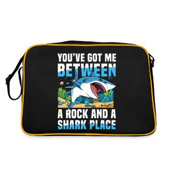 You’ve Got Me Between A Rock And A Shark Place - Retro Tasche - Schwarz/Gold - Hinten